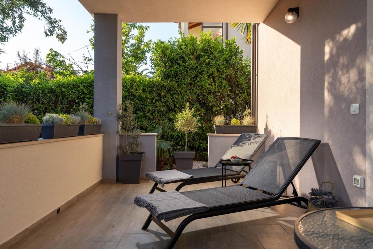 Apartments Alloro By Seeadria Agency Novigrad  Exterior photo